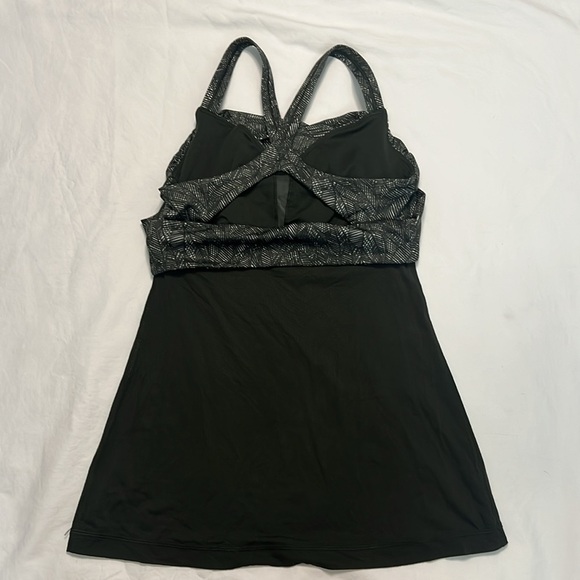 Lululemon Wrap it Up Tank Gator Green Size 6 - Picture 2 of 10